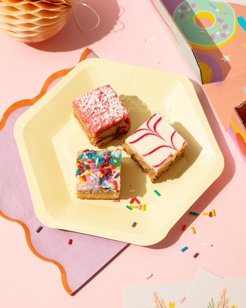 Mother's Day Cakes - Mini Bite Box