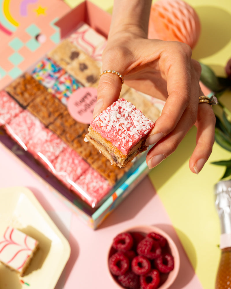Mother's Day Cakes - Mini Bite Box