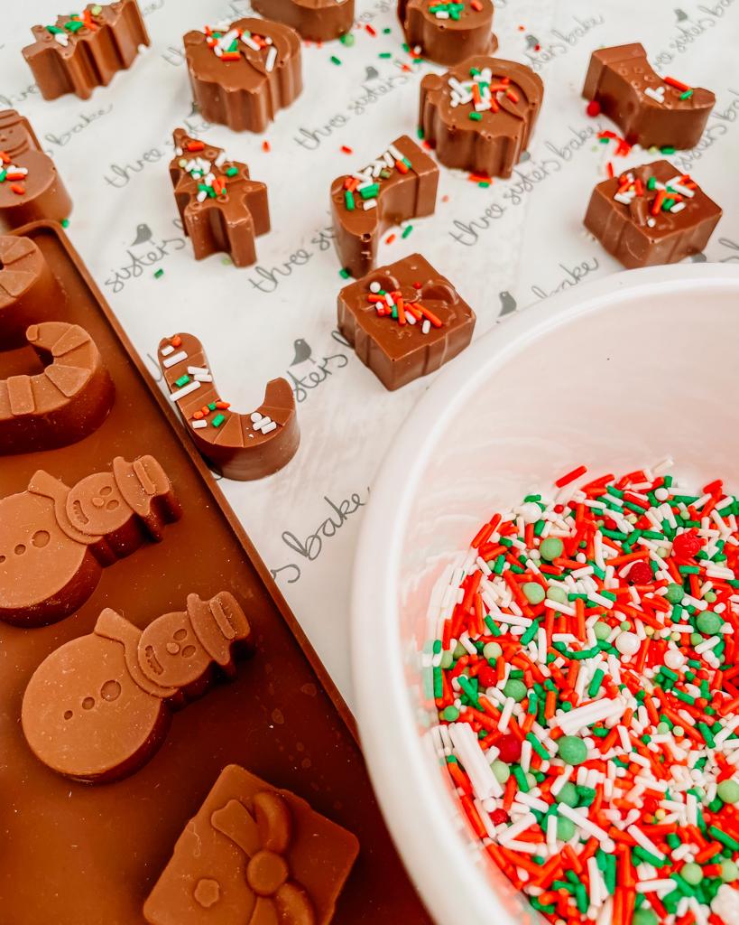 DIY Chocolate Advent Calendar - Illustrated Sleeve