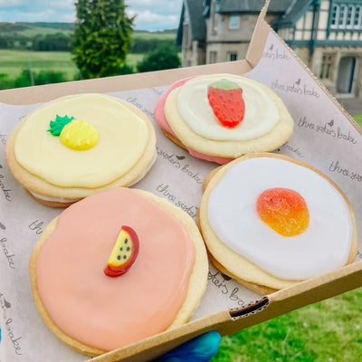Cocktails Empire Biscuit Box