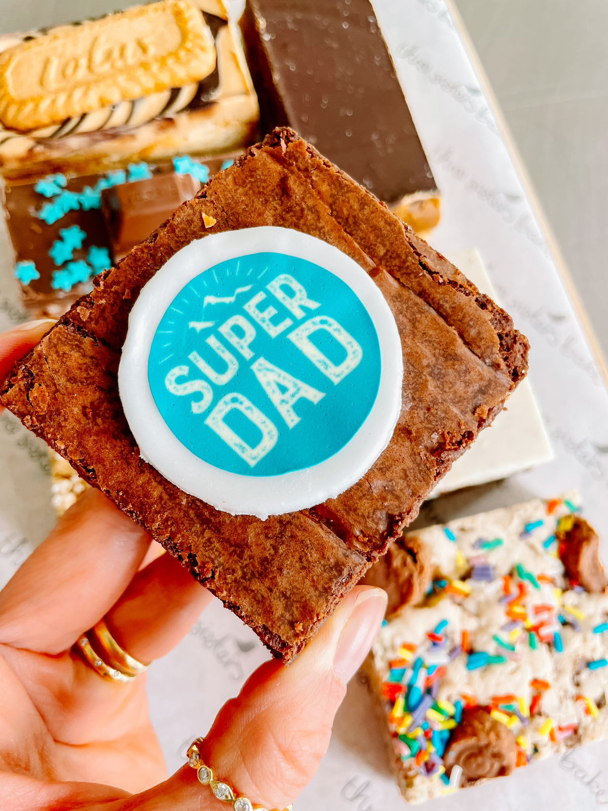 COLLECT - Father's Day Cakes Selection Box